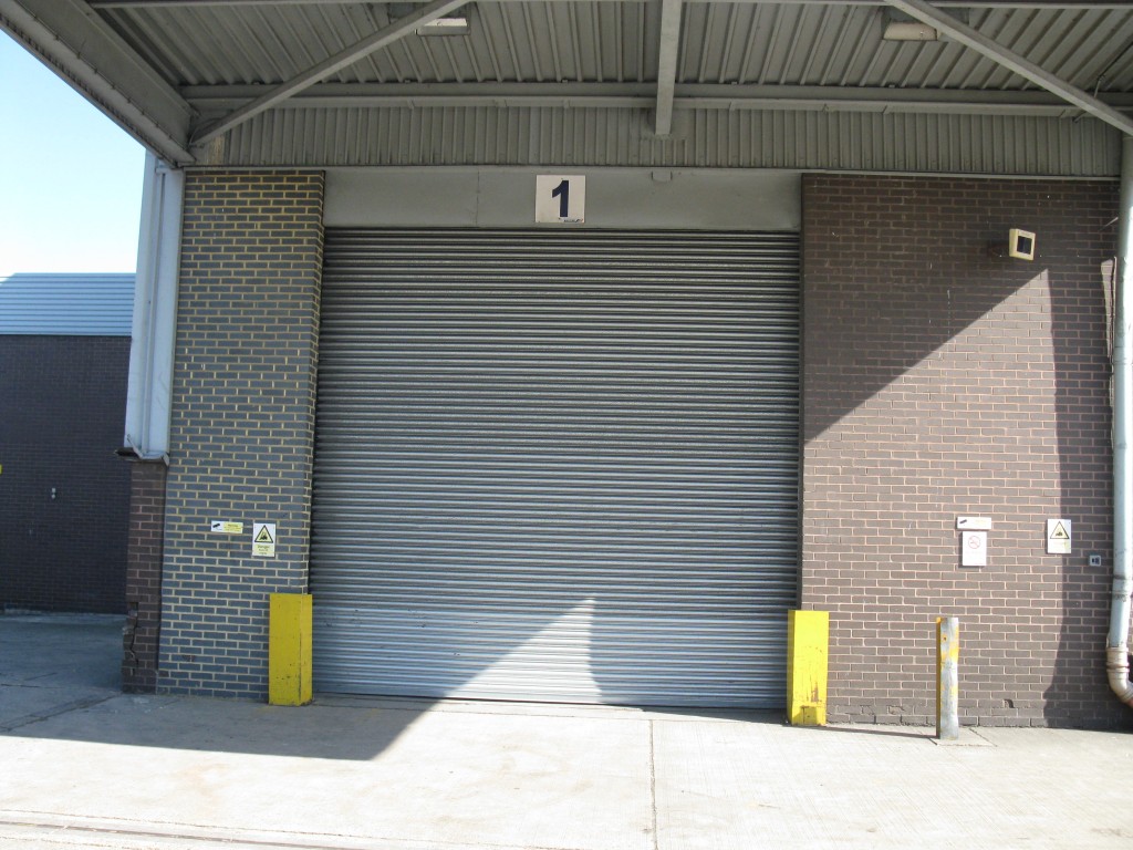 roller shutter doors, roller door installation, Warehouse door refurbishment